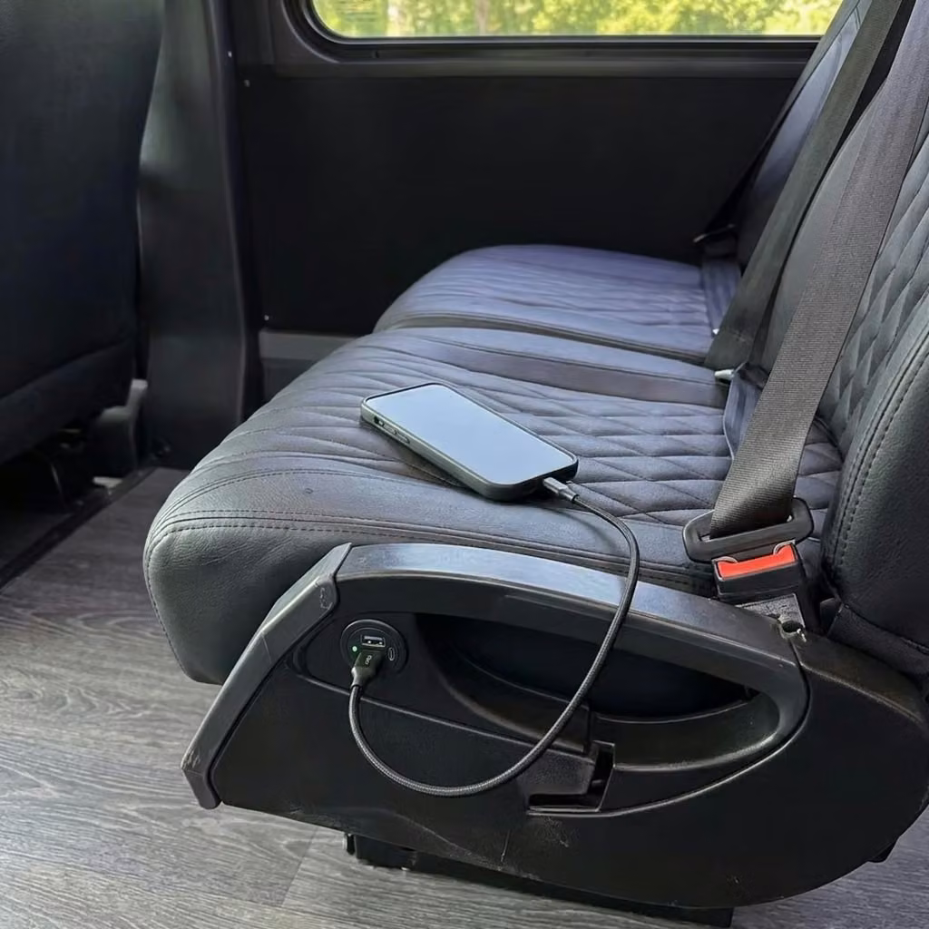 westfield 20 passenger minibus usb charging