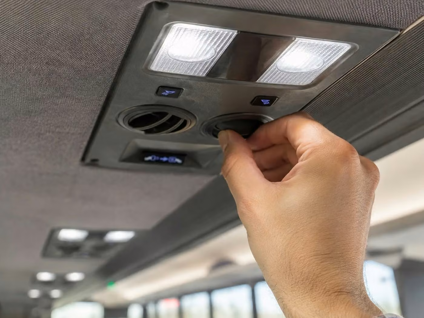 westfield 35 passenger minibus air conditioning