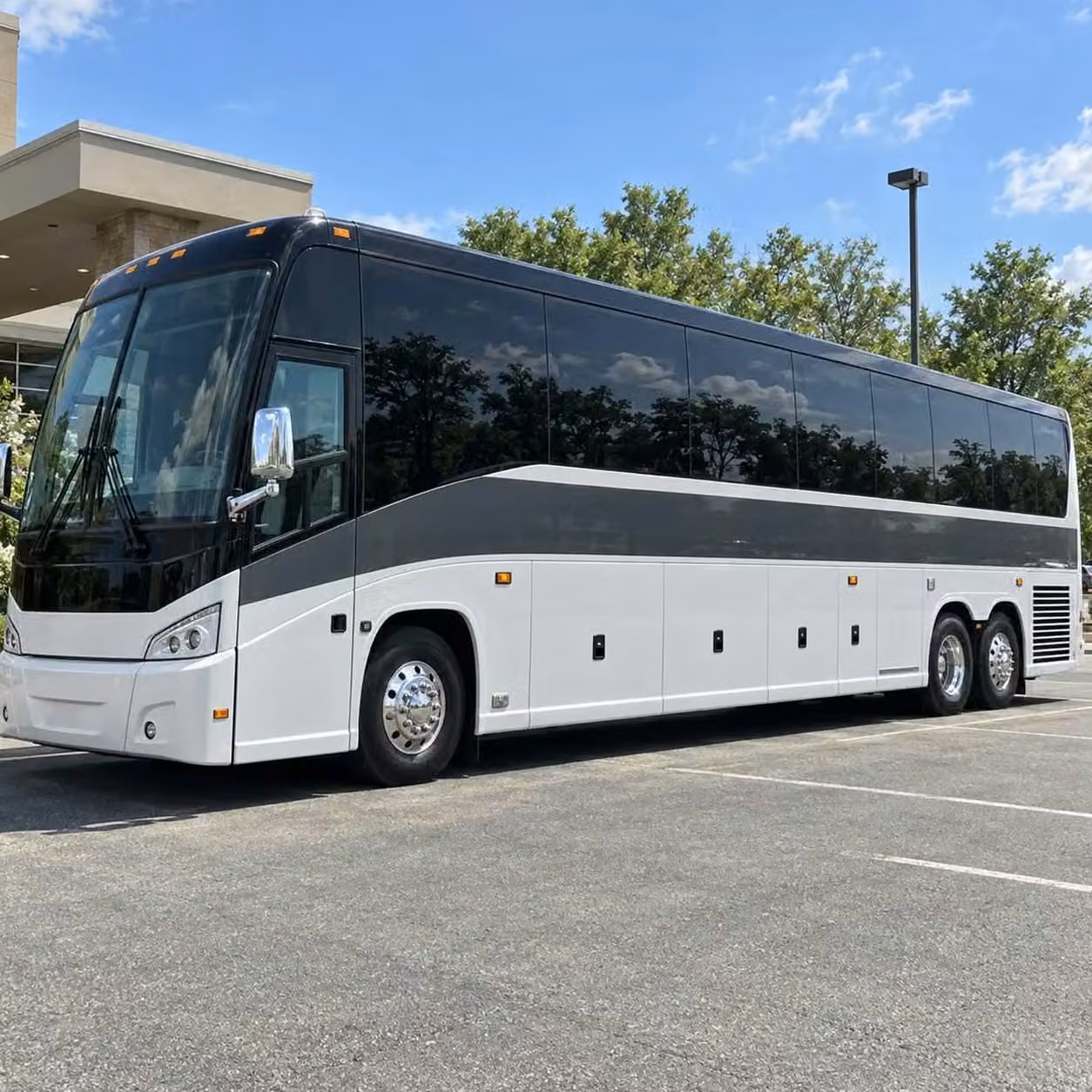 westfield shuttle bus services to lucas oil stadium